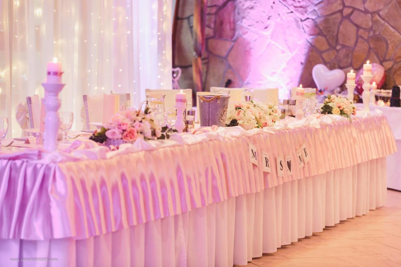 Drienica Hotel Somka מראה חיצוני תמונה