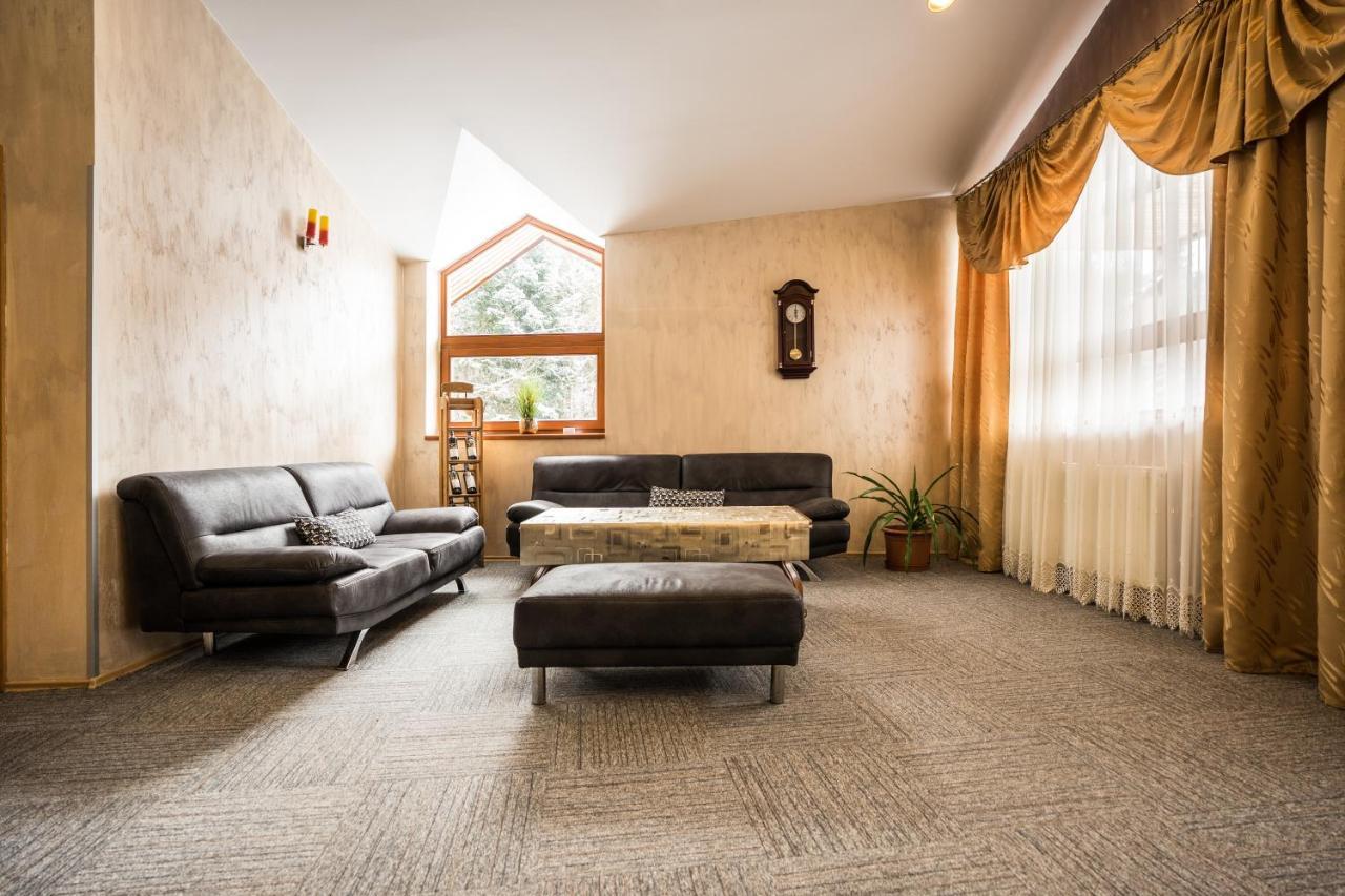 Drienica Hotel Somka מראה חיצוני תמונה
