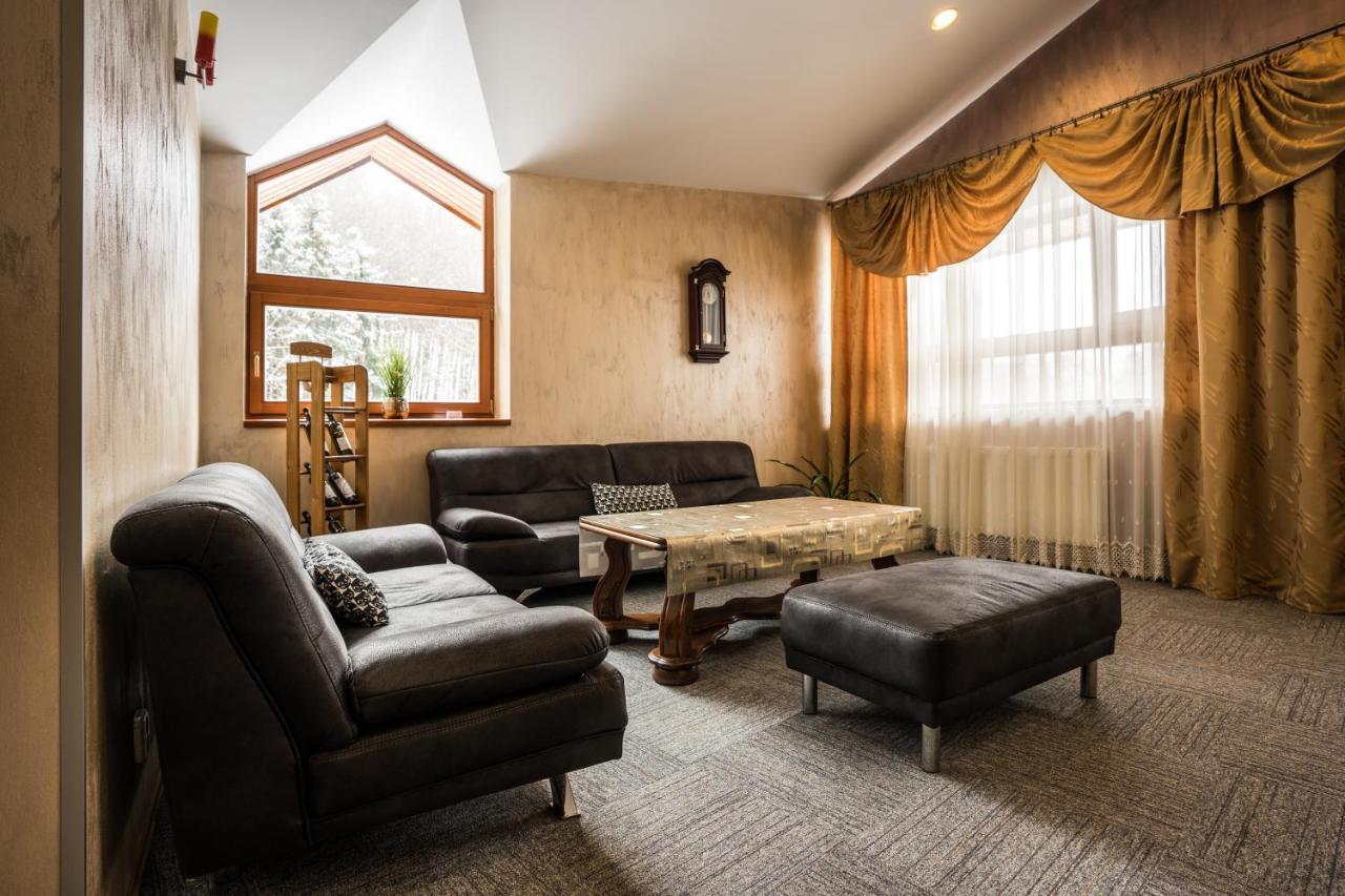 Drienica Hotel Somka מראה חיצוני תמונה