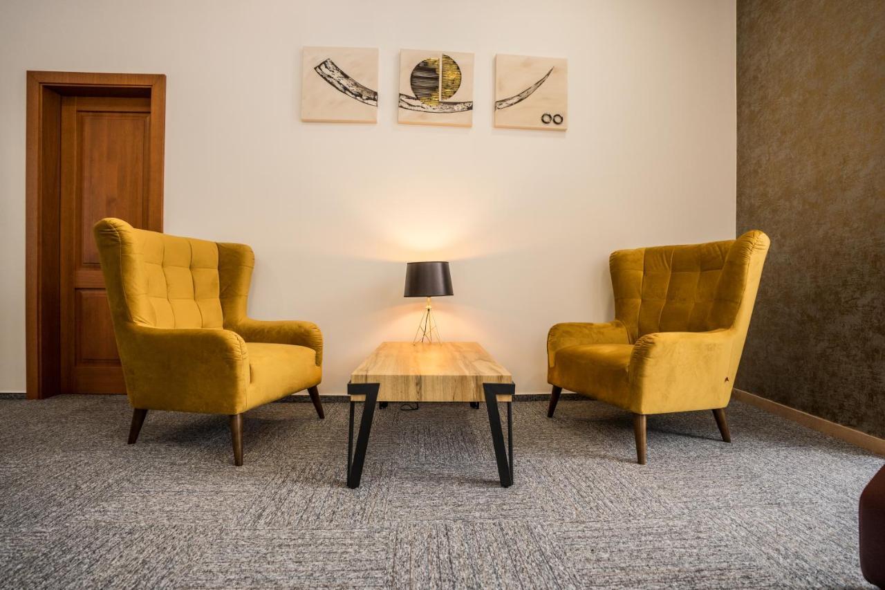 Drienica Hotel Somka מראה חיצוני תמונה