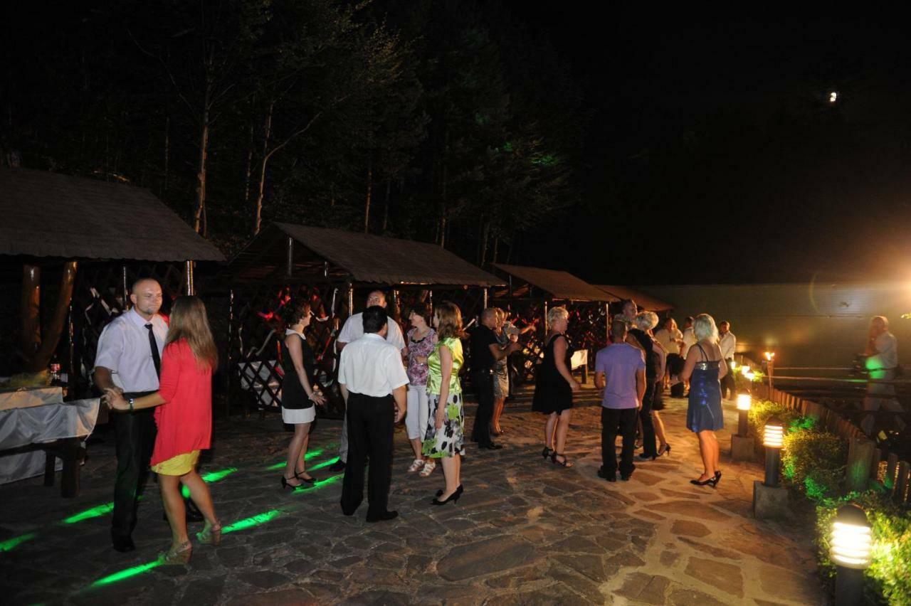Drienica Hotel Somka מראה חיצוני תמונה